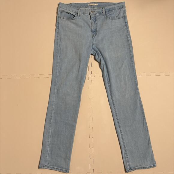 Levis 314 Shaping Straight Womens Light Blue Wash Jeans SIze 34 Tummy Panel - Picture 1 of 13